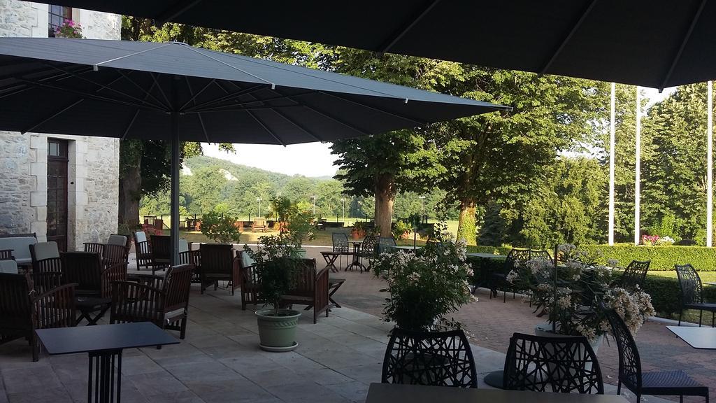 Chateau La Fleunie - Hotel Et Restaurant Condat-sur-Vezere Exterior foto